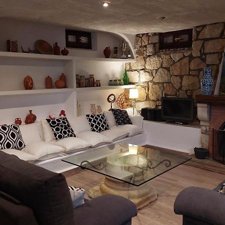 El Campillo Villa Pelabravo Luaran gambar