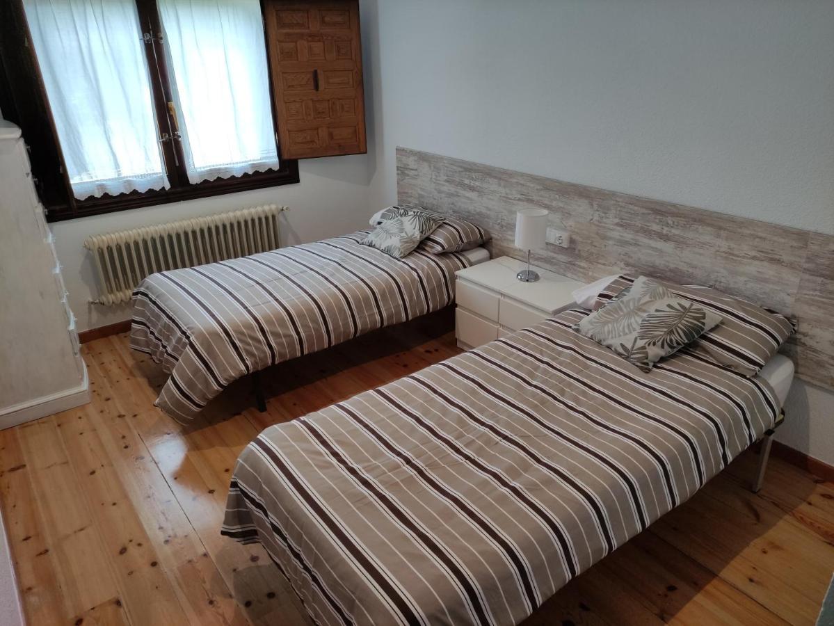 El Campillo Villa Pelabravo Luaran gambar