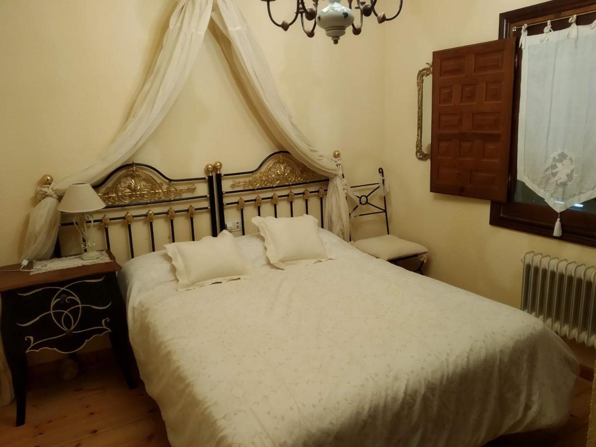 El Campillo Villa Pelabravo Luaran gambar