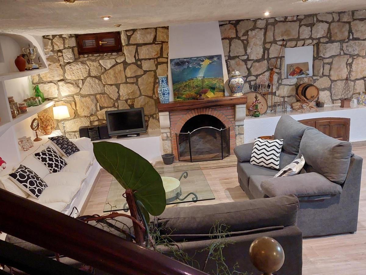 El Campillo Villa Pelabravo Luaran gambar