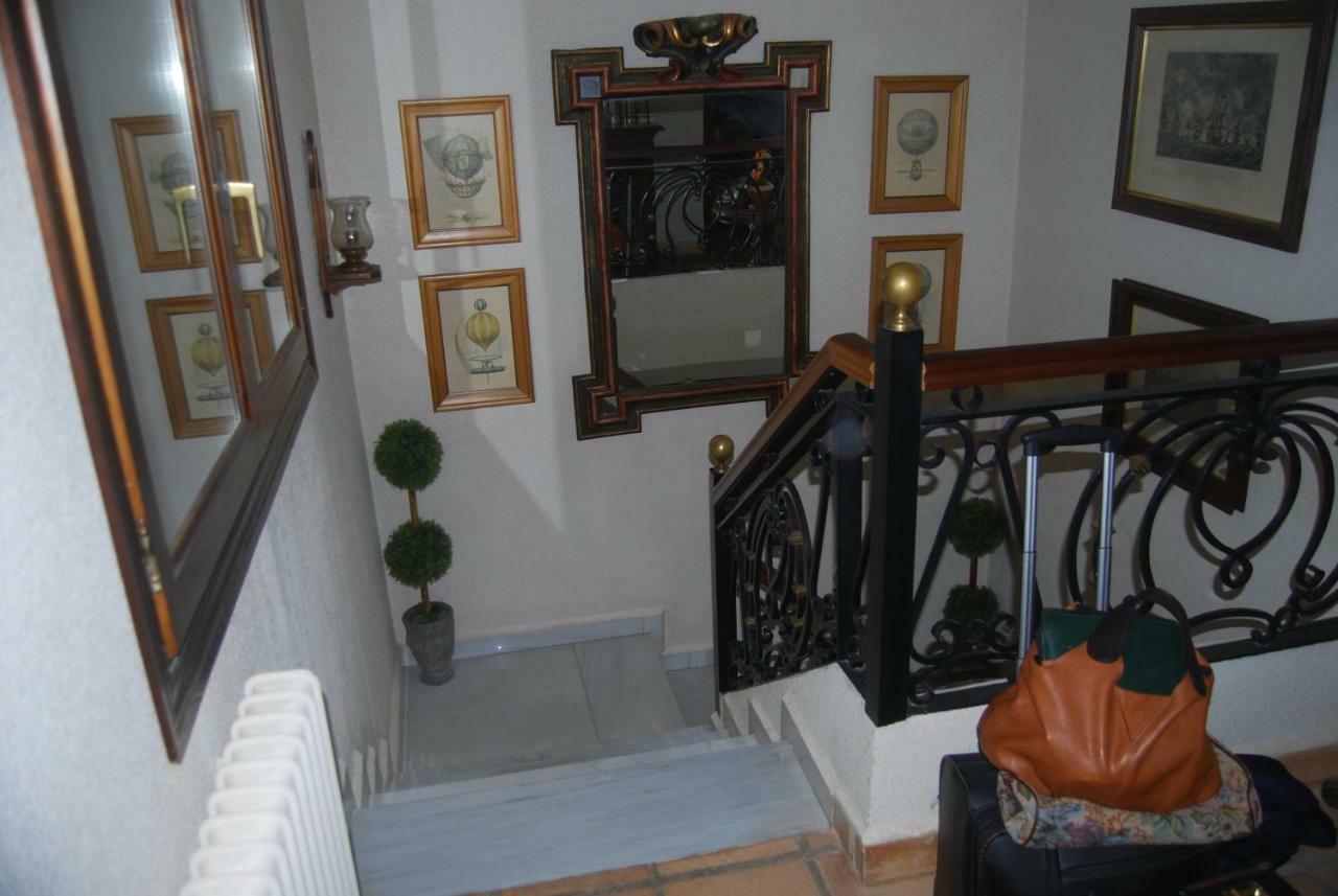 El Campillo Villa Pelabravo Luaran gambar